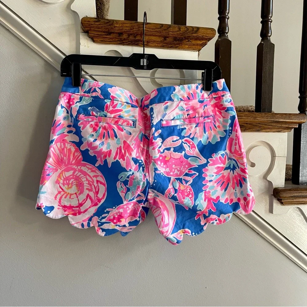 Lilly Pulitzer 5” Buttercup Bay Dreamin Stretch Shorts, Size 2 - Picture 7 of 7
